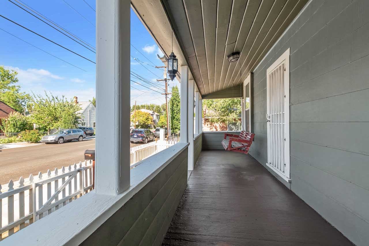 128 La Rue Avenue — photo 14