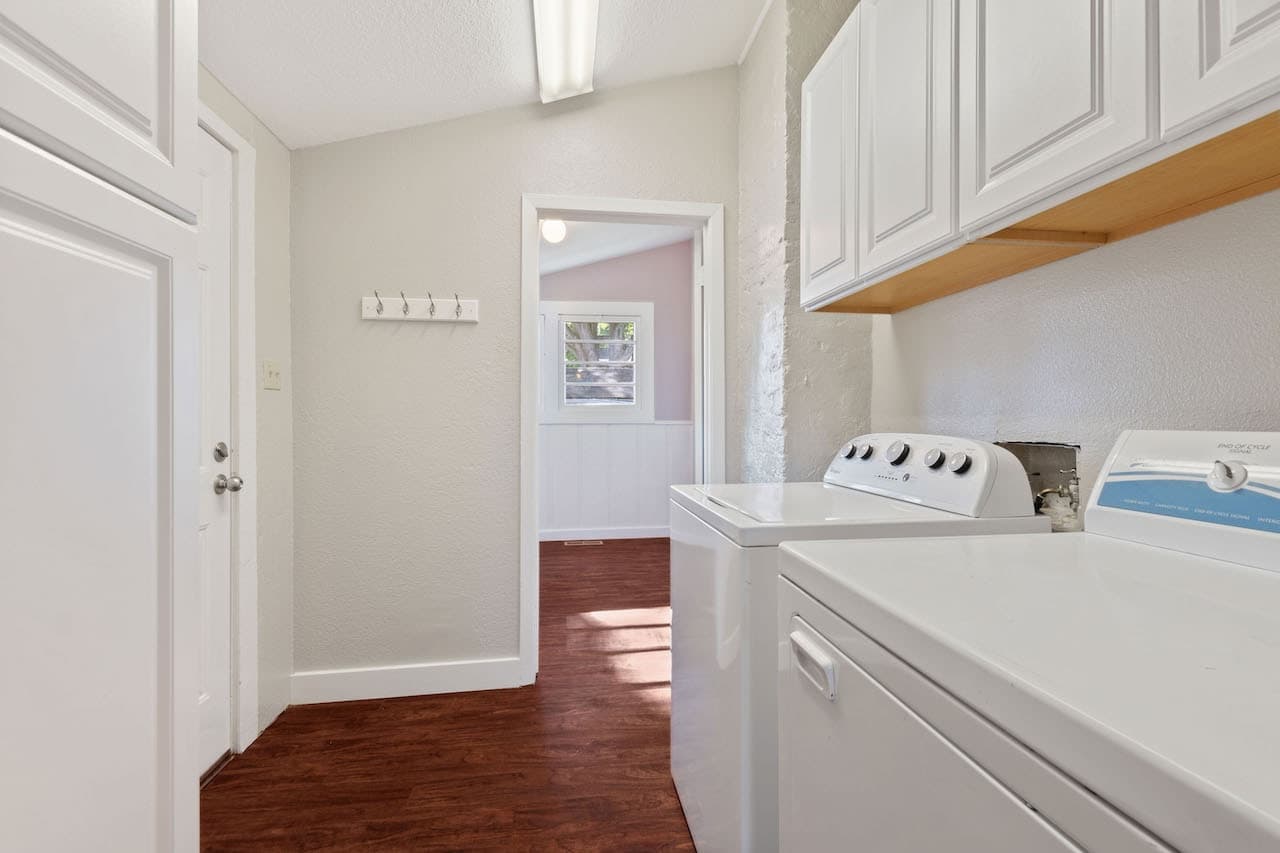 128 La Rue Avenue — photo 15