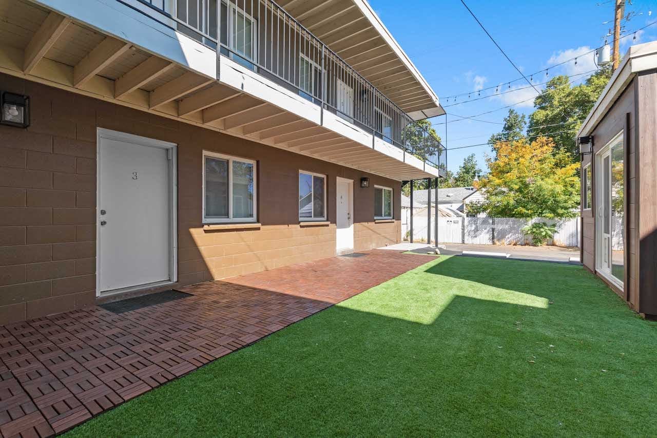 58 Vine Street — photo 3